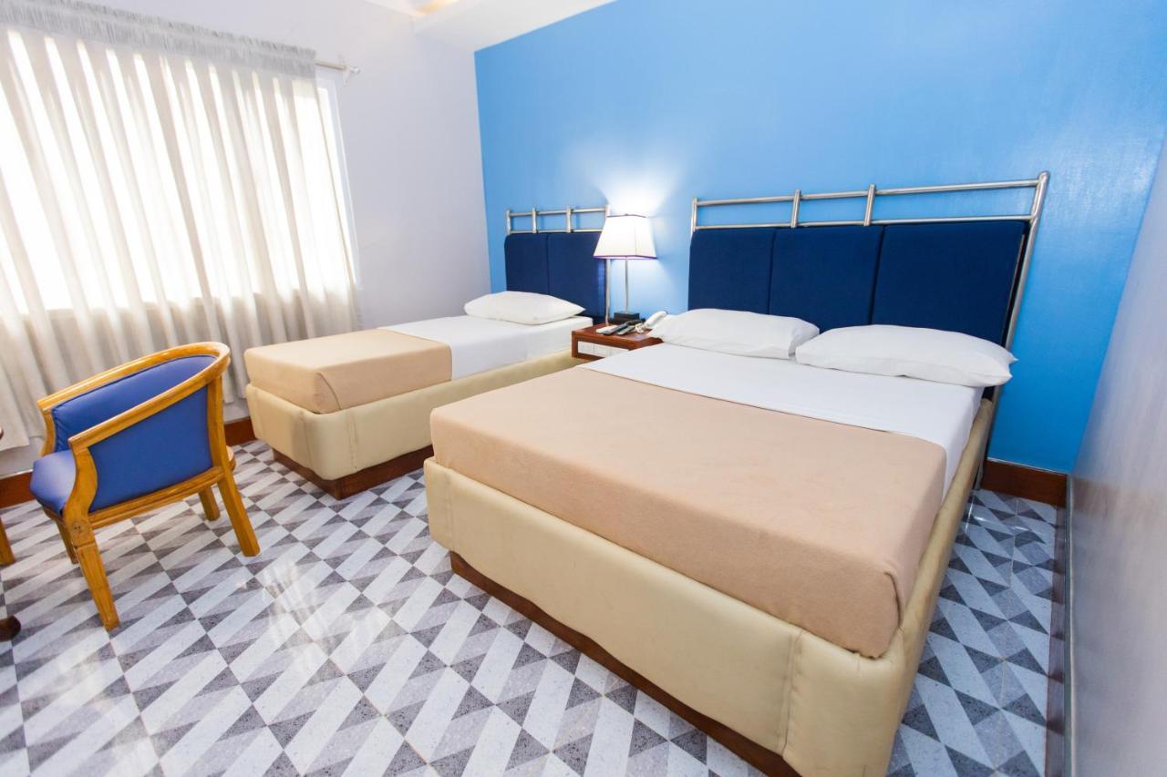 Hotel Valencia Extérieur photo